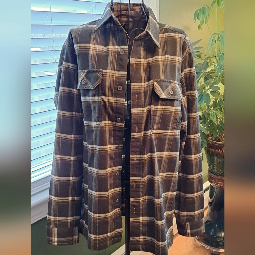 NWOT Kuhl plaid flannel shirt, Men's Medium